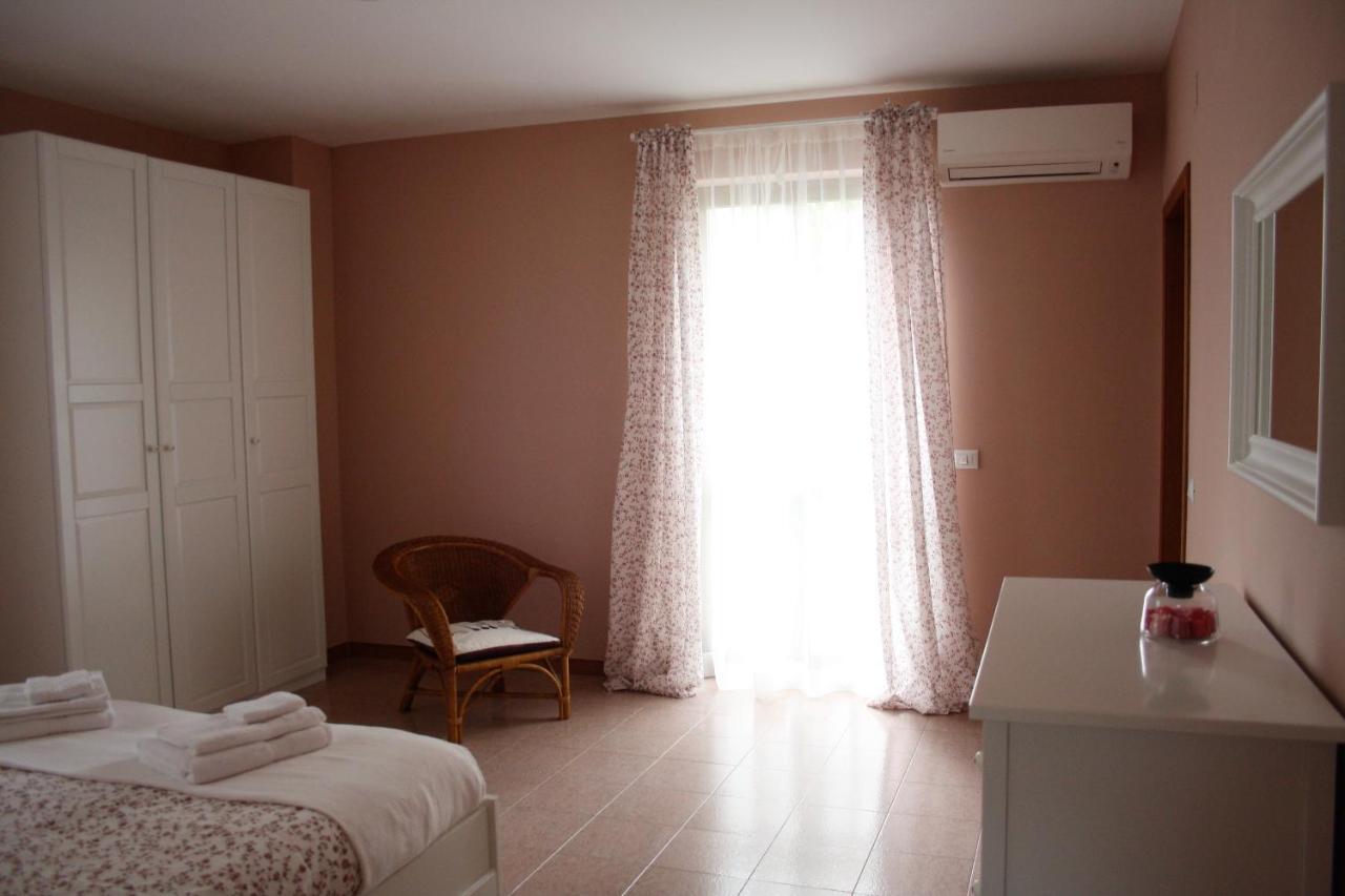 La Pinetina Villa Pescara Exterior photo